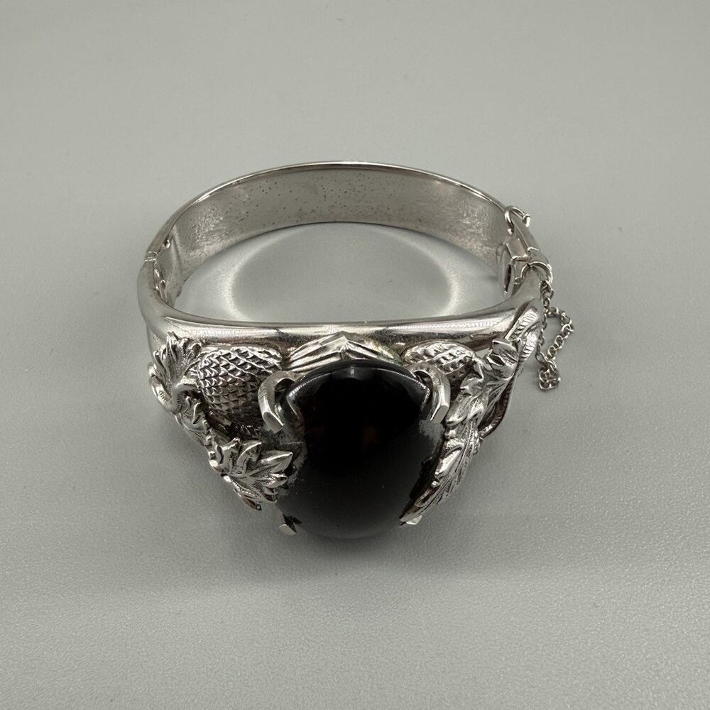 Vintage Whiting & Davis Hematite Bracelet Silver Tone Leaf Hinged Bangle Signed